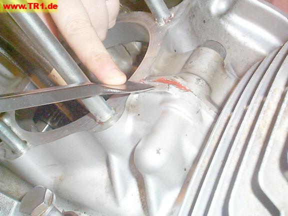 scraping crankcase at rear cyl mating surface