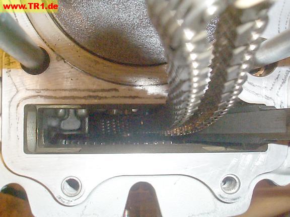 rear head, rear cam guide
