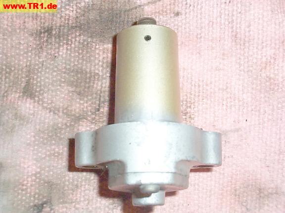 tensioner, retracted