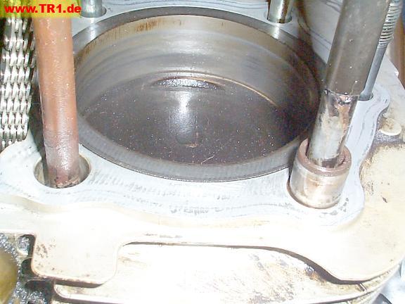 front piston